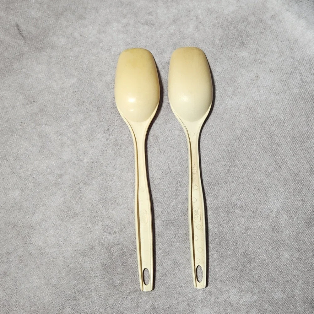 Vintage Foley Nylon Mixing Spoons Set of 2 Cream Square Tip Retro Kitchenware